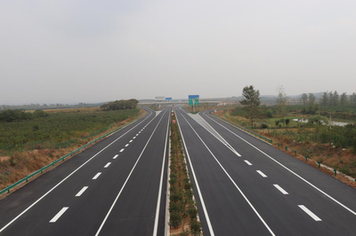 滁州至淮南高速公路滁州至定遠段路面工程順利通過交工驗收